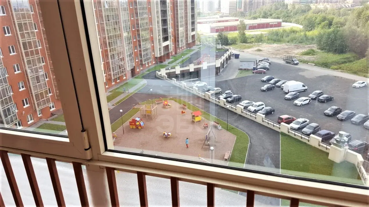 однокомнатная квартира в Санкт-Петербурге по адресу: Оборонная ул., 37