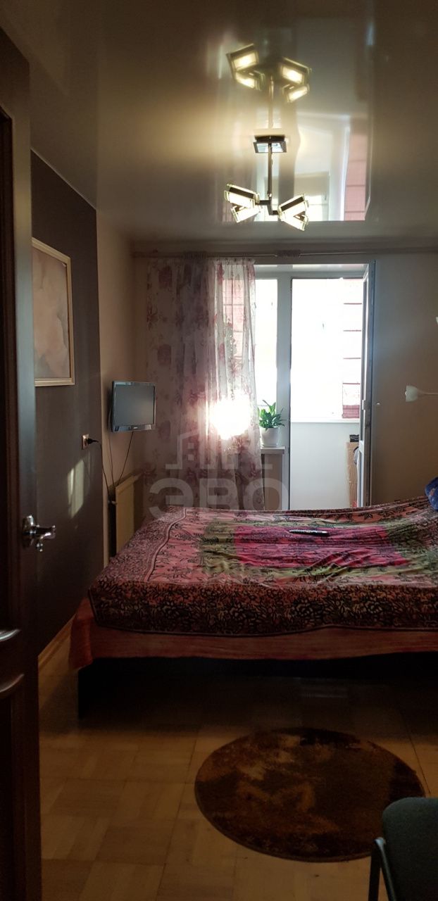 трехкомнатная квартира в Санкт-Петербурге по адресу: Турку ул., 27