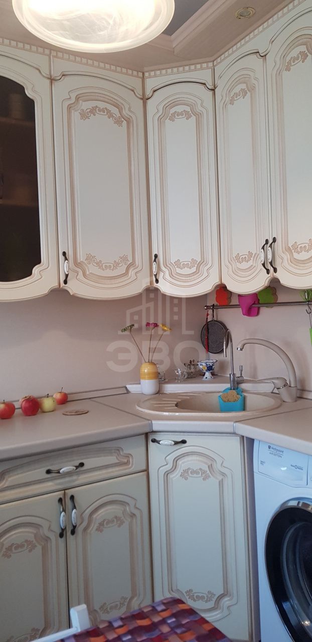 трехкомнатная квартира в Санкт-Петербурге по адресу: Турку ул., 27