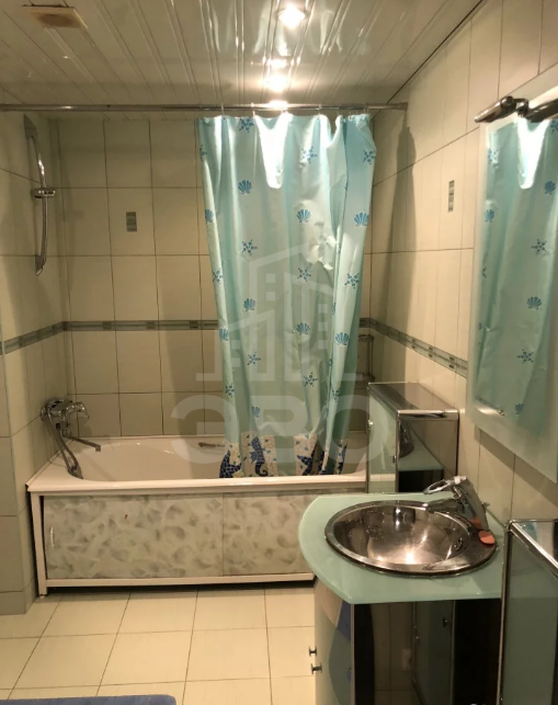 двухкомнатная квартира в Санкт-Петербурге по адресу: Коломяжский пр-кт., 28, к 1