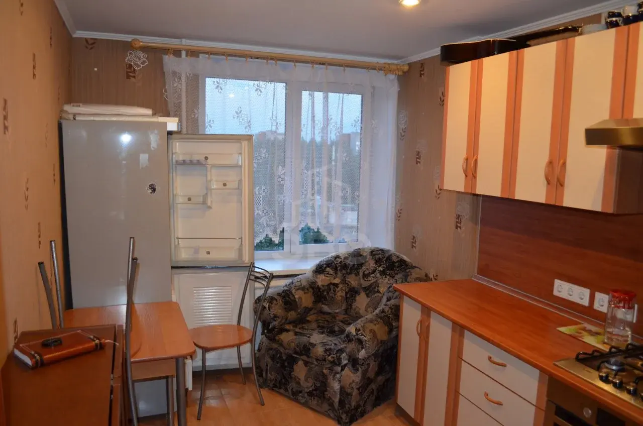 однокомнатная квартира в Санкт-Петербурге по адресу: Карпинского ул., 14