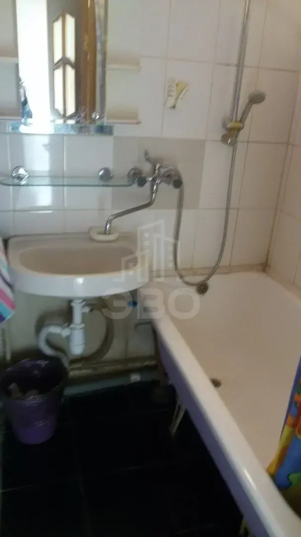 двухкомнатная квартира в Санкт-Петербурге по адресу: ул Сикейроса д 3