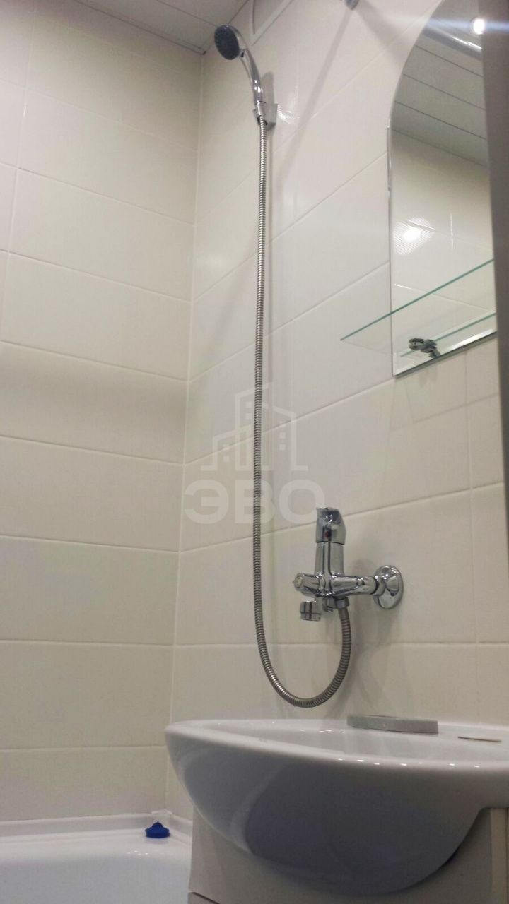 двухкомнатная квартира в Санкт-Петербурге по адресу: Кораблестроителей ул., 38, к 1