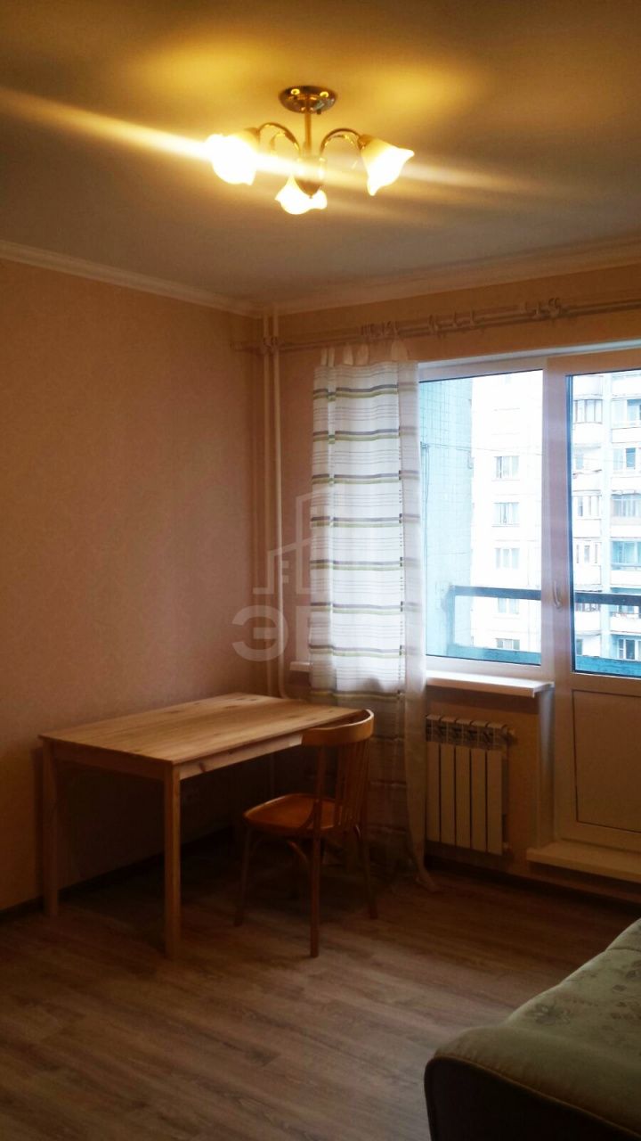 двухкомнатная квартира в Санкт-Петербурге по адресу: Кораблестроителей ул., 38, к 1