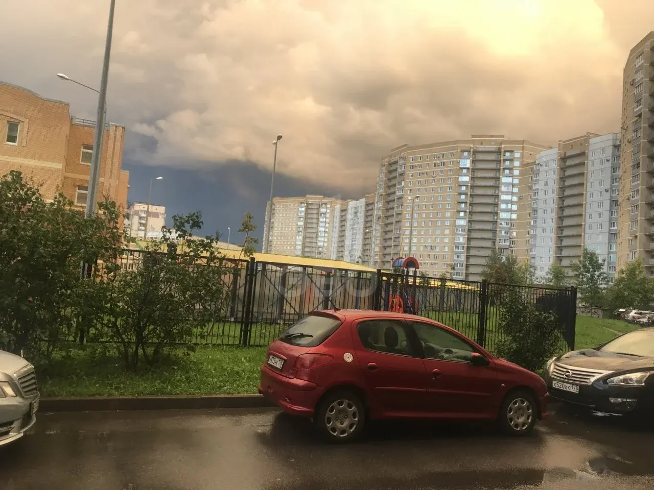 однокомнатная квартира в Санкт-Петербурге по адресу: Славы пр-кт., 52, к 1