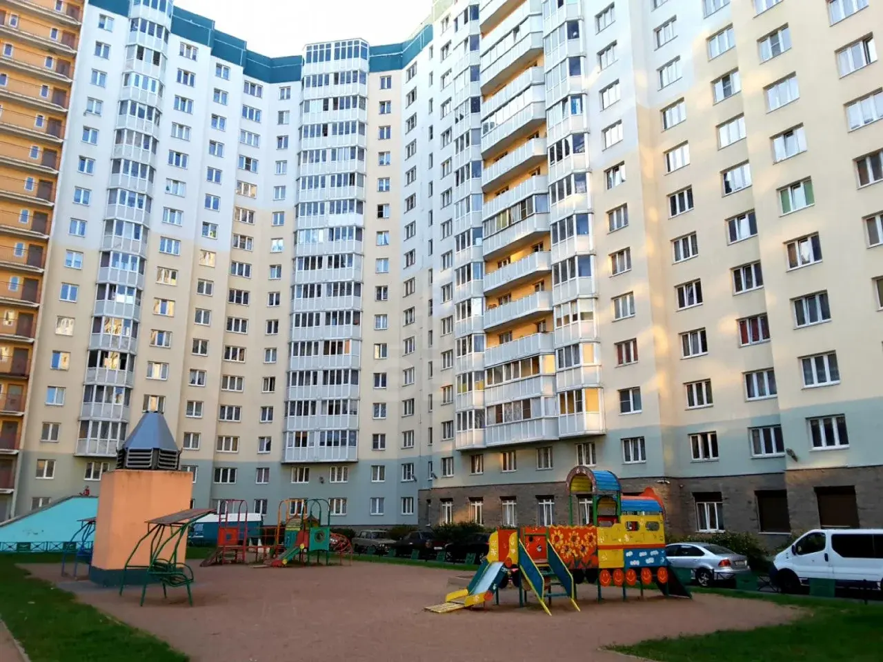 однокомнатная квартира в Санкт-Петербурге по адресу: Богатырский пр-кт., 52, к 1