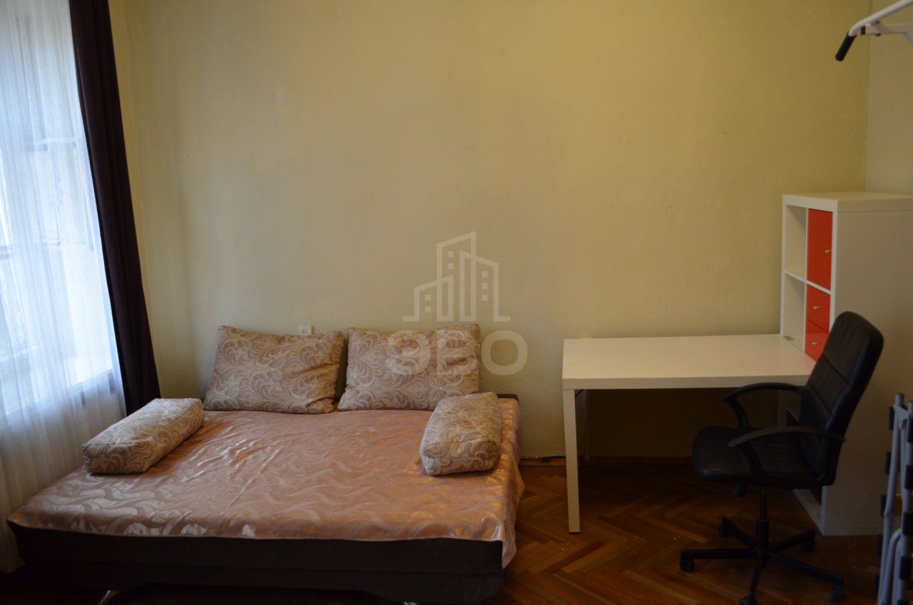 однокомнатная квартира в Санкт-Петербурге по адресу: Восстания ул., 17