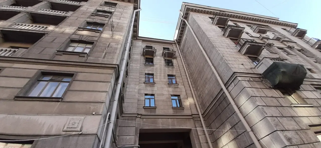 однокомнатная квартира в Санкт-Петербурге по адресу: Декабристов ул., 29
