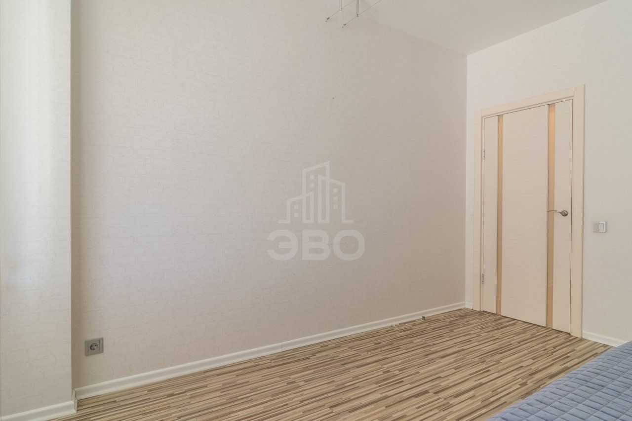 четырехкомнатная квартира в Санкт-Петербурге по адресу: Дубковское ш., 38