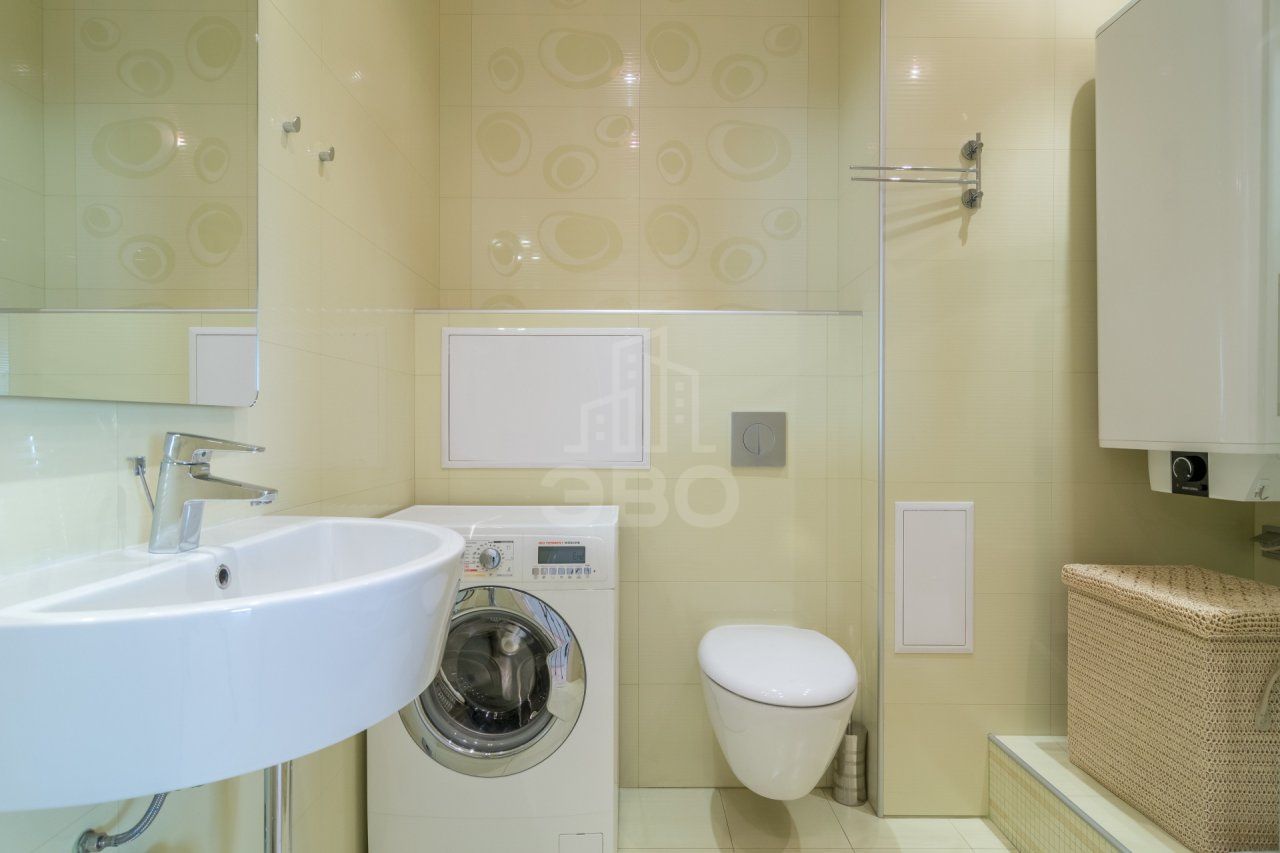 четырехкомнатная квартира в Санкт-Петербурге по адресу: Дубковское ш., 38