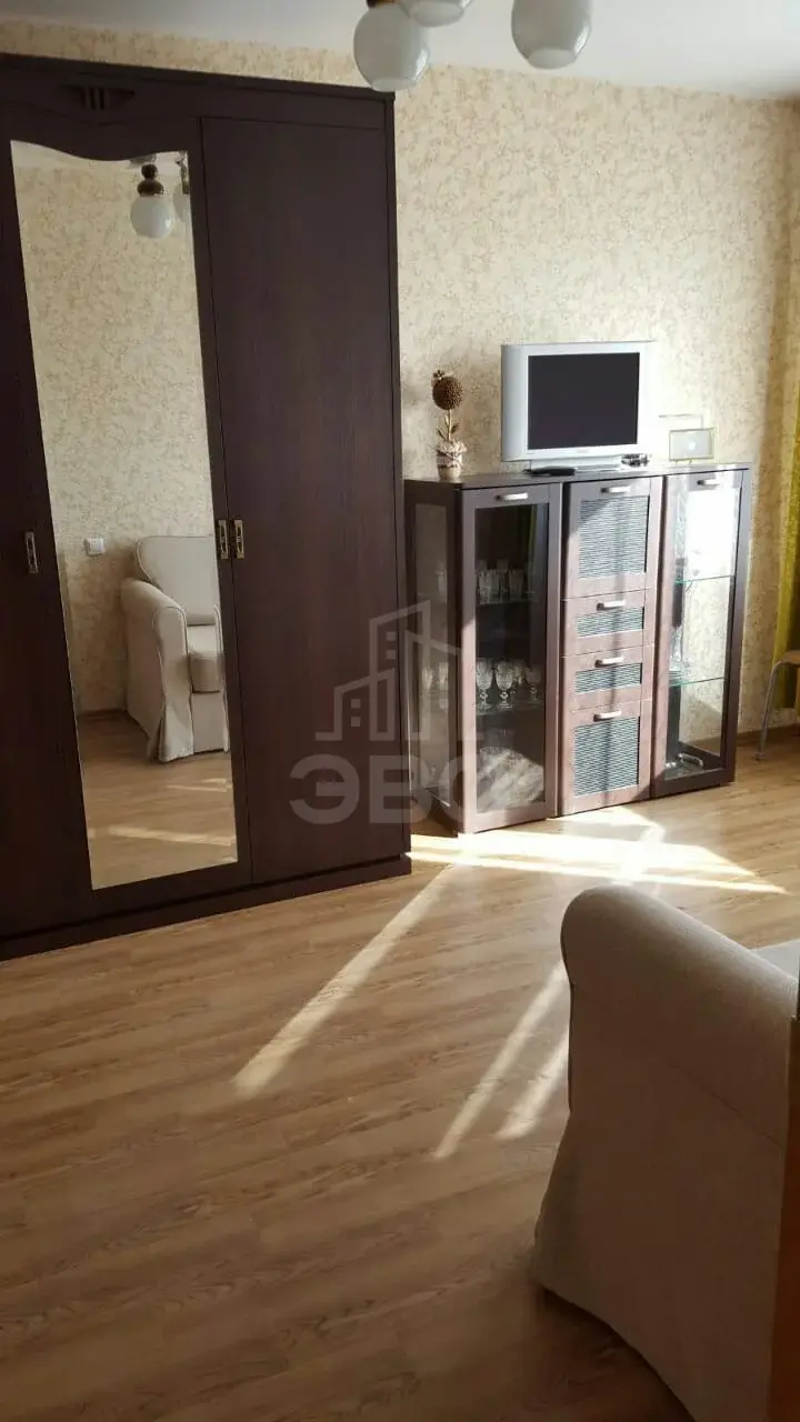 однокомнатная квартира в Санкт-Петербурге по адресу: Оборонная ул., 22
