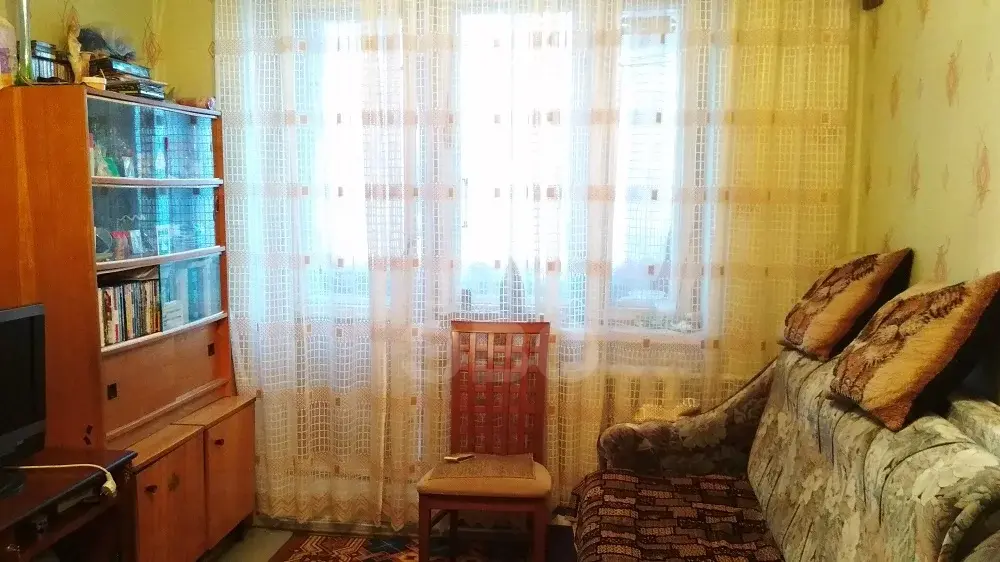 комната в Санкт-Петербурге по адресу: Ударников пр-кт., 17, к 1