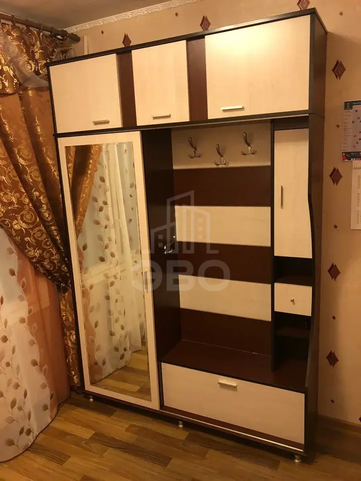 четырехкомнатная квартира в Санкт-Петербурге по адресу: Лени Голикова ул., 23, к 3