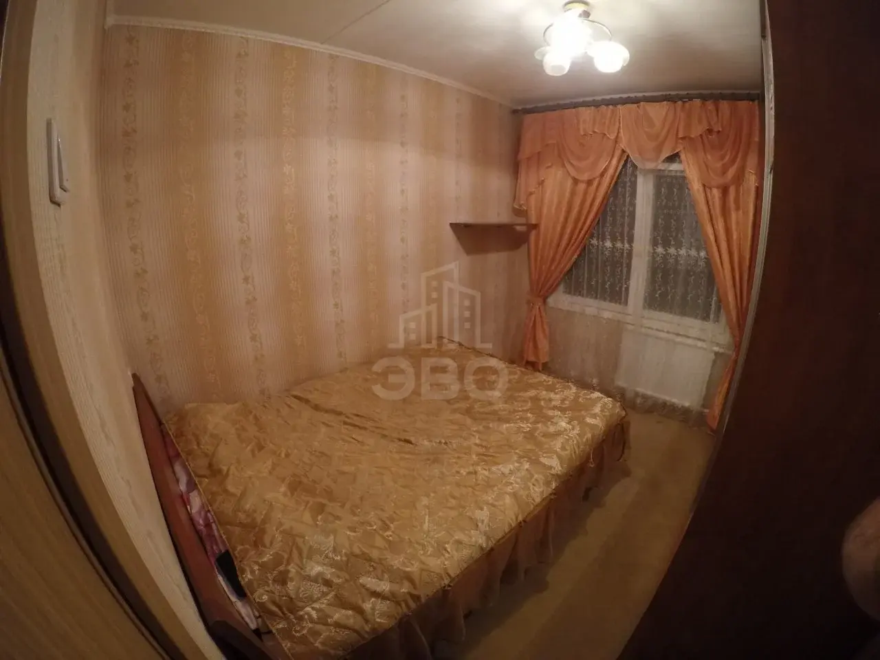 четырехкомнатная квартира в Санкт-Петербурге по адресу: Лени Голикова ул., 23, к 3