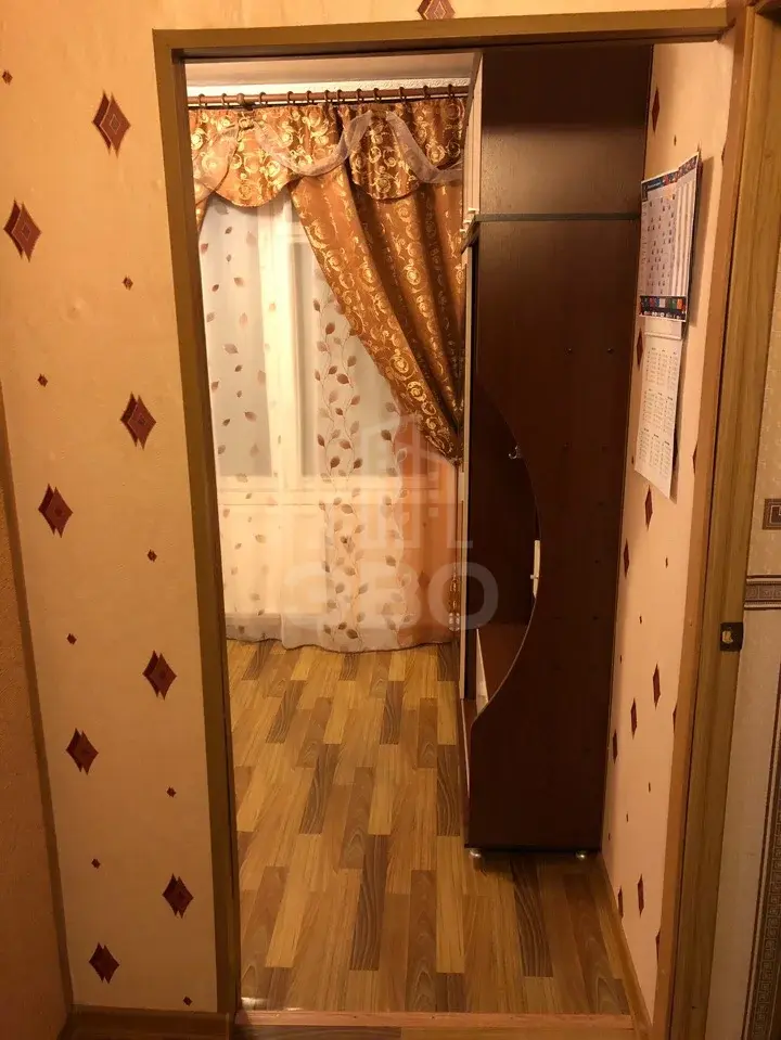 четырехкомнатная квартира в Санкт-Петербурге по адресу: Лени Голикова ул., 23, к 3