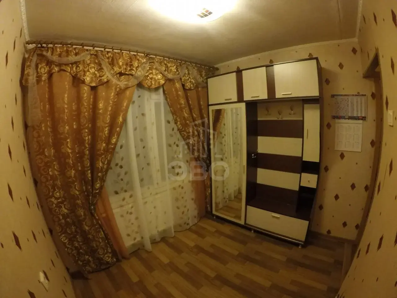 четырехкомнатная квартира в Санкт-Петербурге по адресу: Лени Голикова ул., 23, к 3