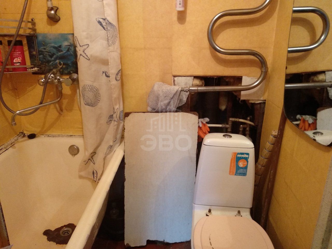 трехкомнатная квартира в Санкт-Петербурге по адресу: Примакова ул., 14