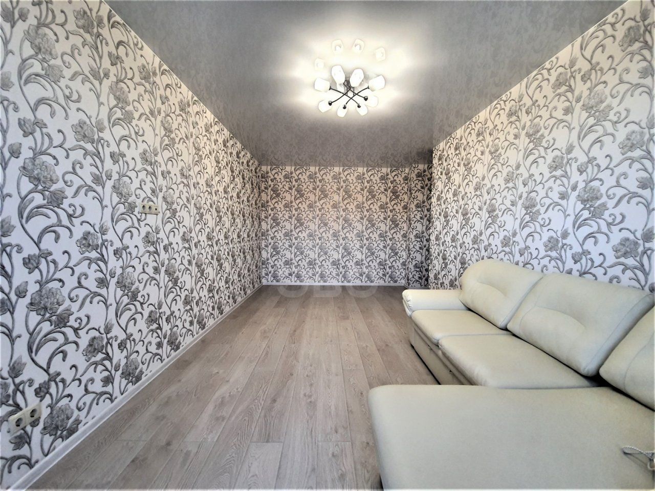 двухкомнатная квартира в Санкт-Петербурге по адресу: Кременчугская ул., 13, к 1