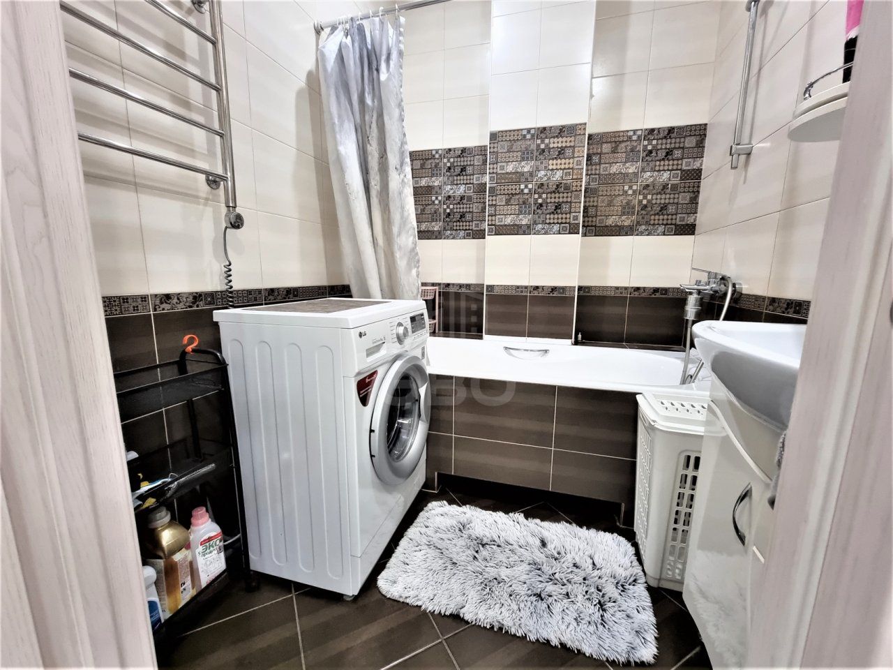 двухкомнатная квартира в Санкт-Петербурге по адресу: Кременчугская ул., 13, к 1