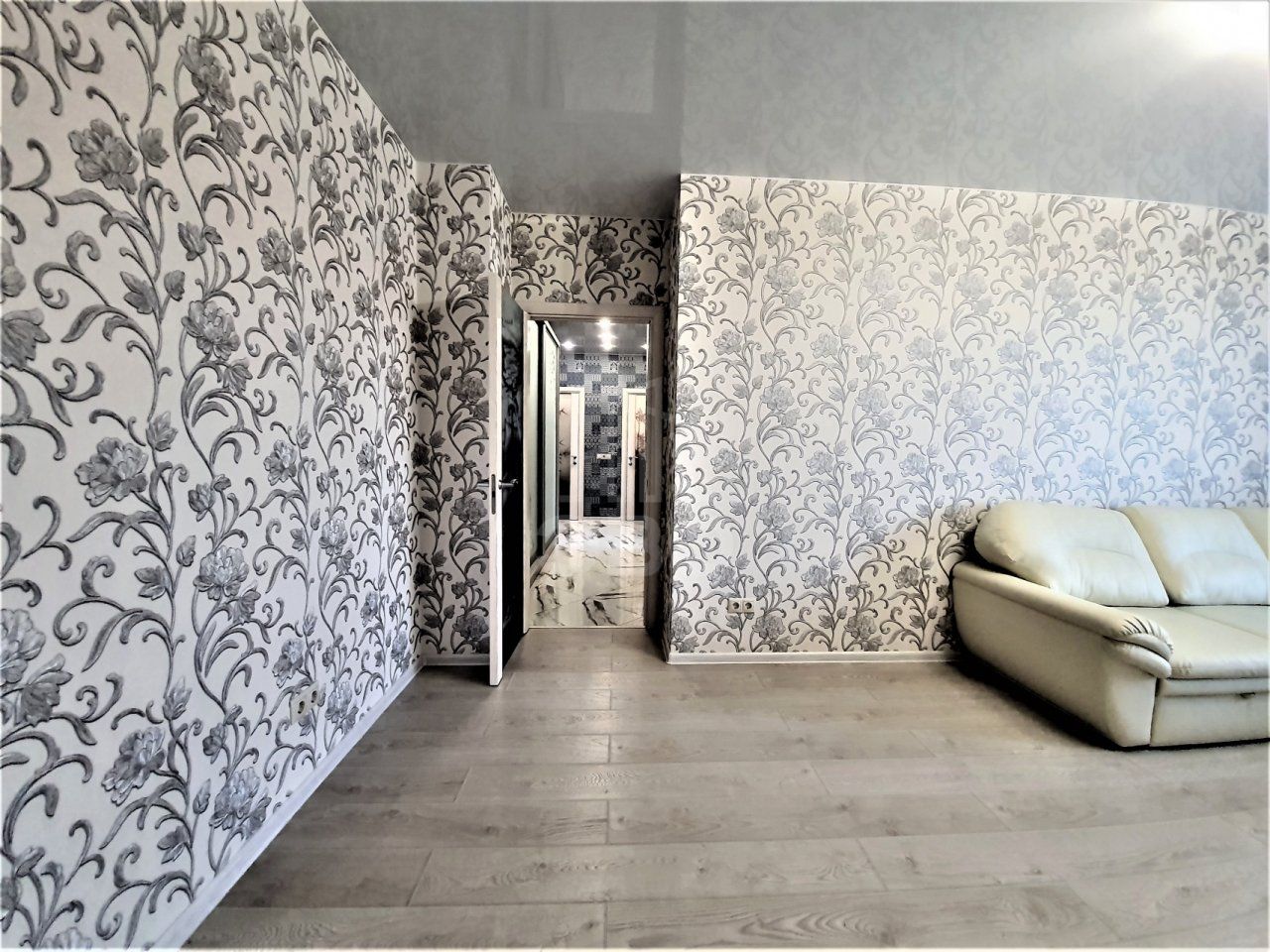 двухкомнатная квартира в Санкт-Петербурге по адресу: Кременчугская ул., 13, к 1