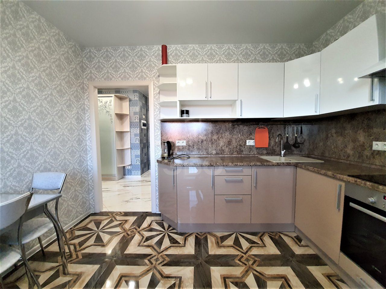 двухкомнатная квартира в Санкт-Петербурге по адресу: Кременчугская ул., 13, к 1