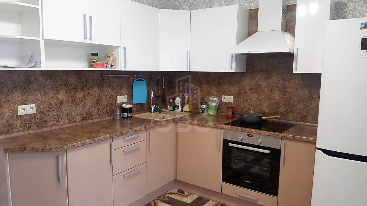 двухкомнатная квартира в Санкт-Петербурге по адресу: Кременчугская ул., 13, к 1