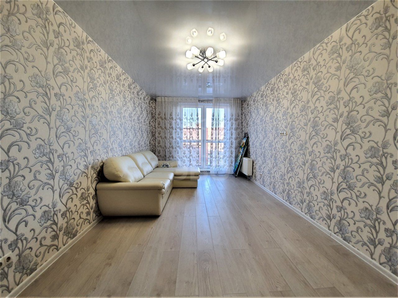 двухкомнатная квартира в Санкт-Петербурге по адресу: Кременчугская ул., 13, к 1