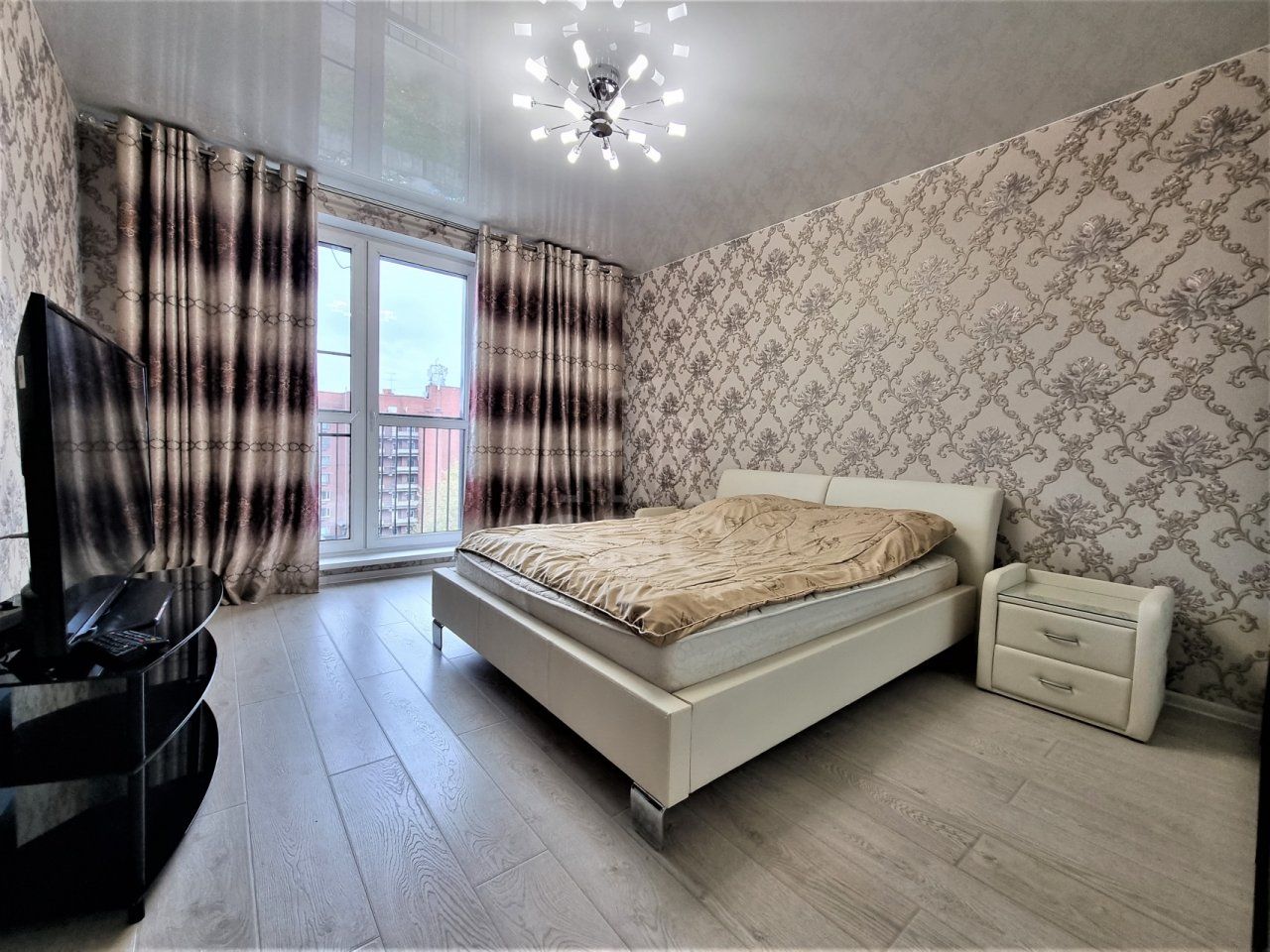 двухкомнатная квартира в Санкт-Петербурге по адресу: Кременчугская ул., 13, к 1