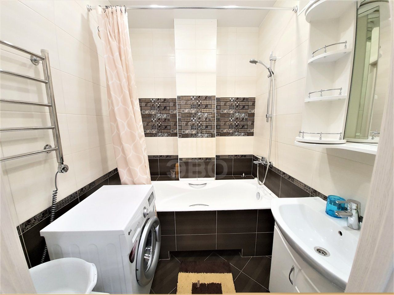 двухкомнатная квартира в Санкт-Петербурге по адресу: Кременчугская ул., 13, к 1