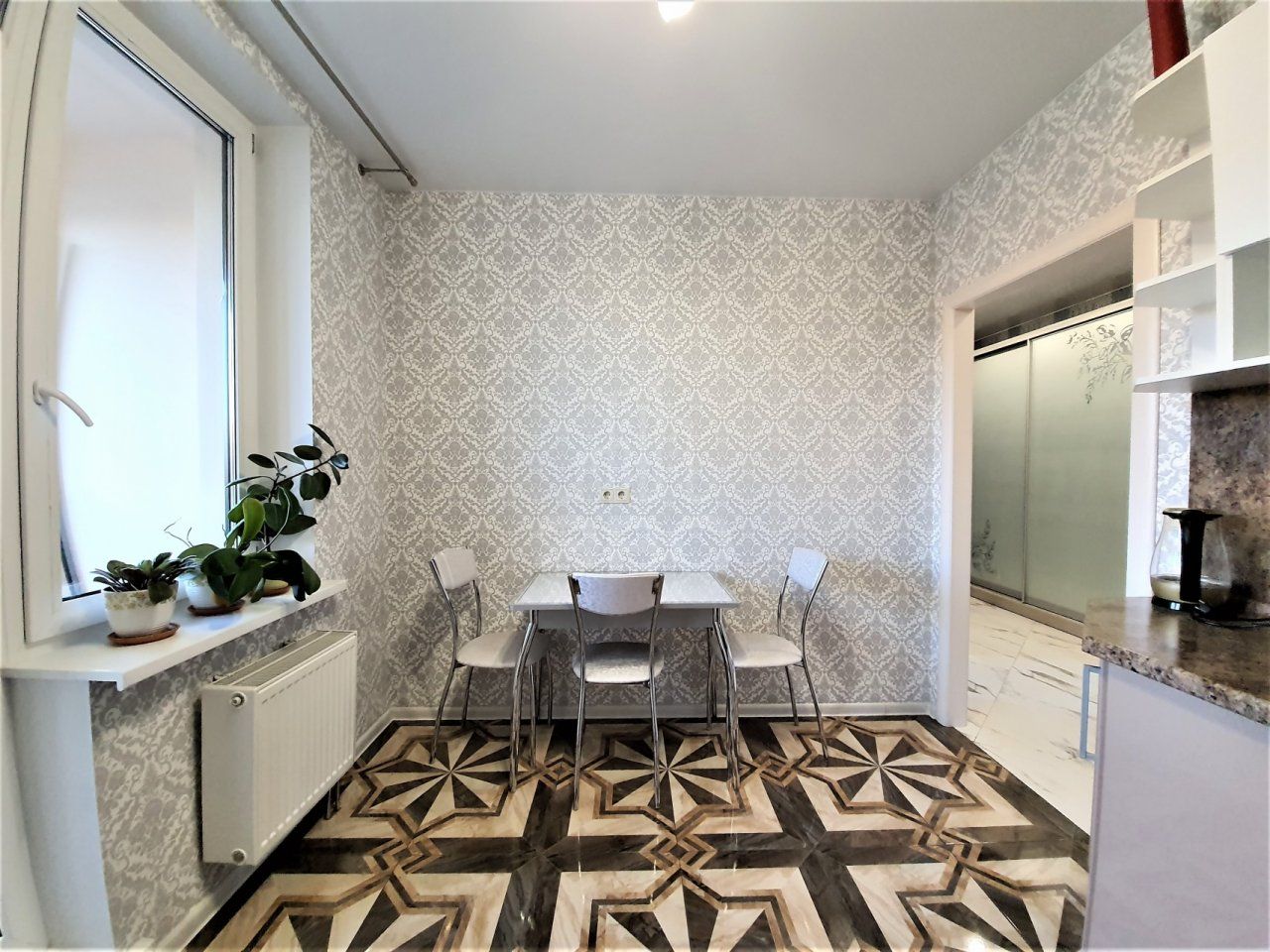 двухкомнатная квартира в Санкт-Петербурге по адресу: Кременчугская ул., 13, к 1