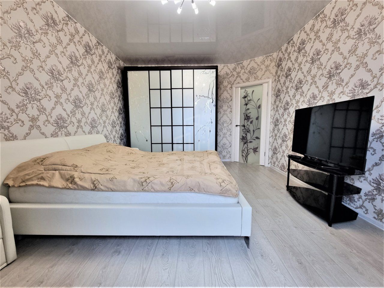 двухкомнатная квартира в Санкт-Петербурге по адресу: Кременчугская ул., 13, к 1