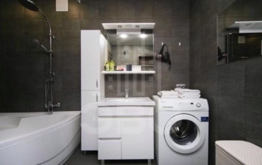 трехкомнатная квартира в Санкт-Петербурге по адресу: Жуковского ул., 22