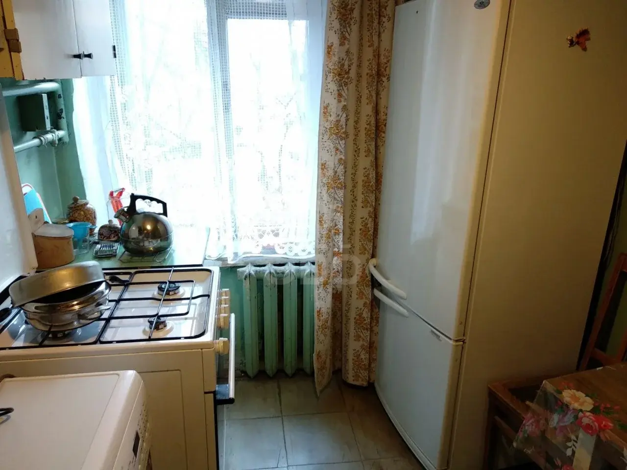 трехкомнатная квартира в Санкт-Петербурге по адресу: Кондратьевский пр-кт., 33
