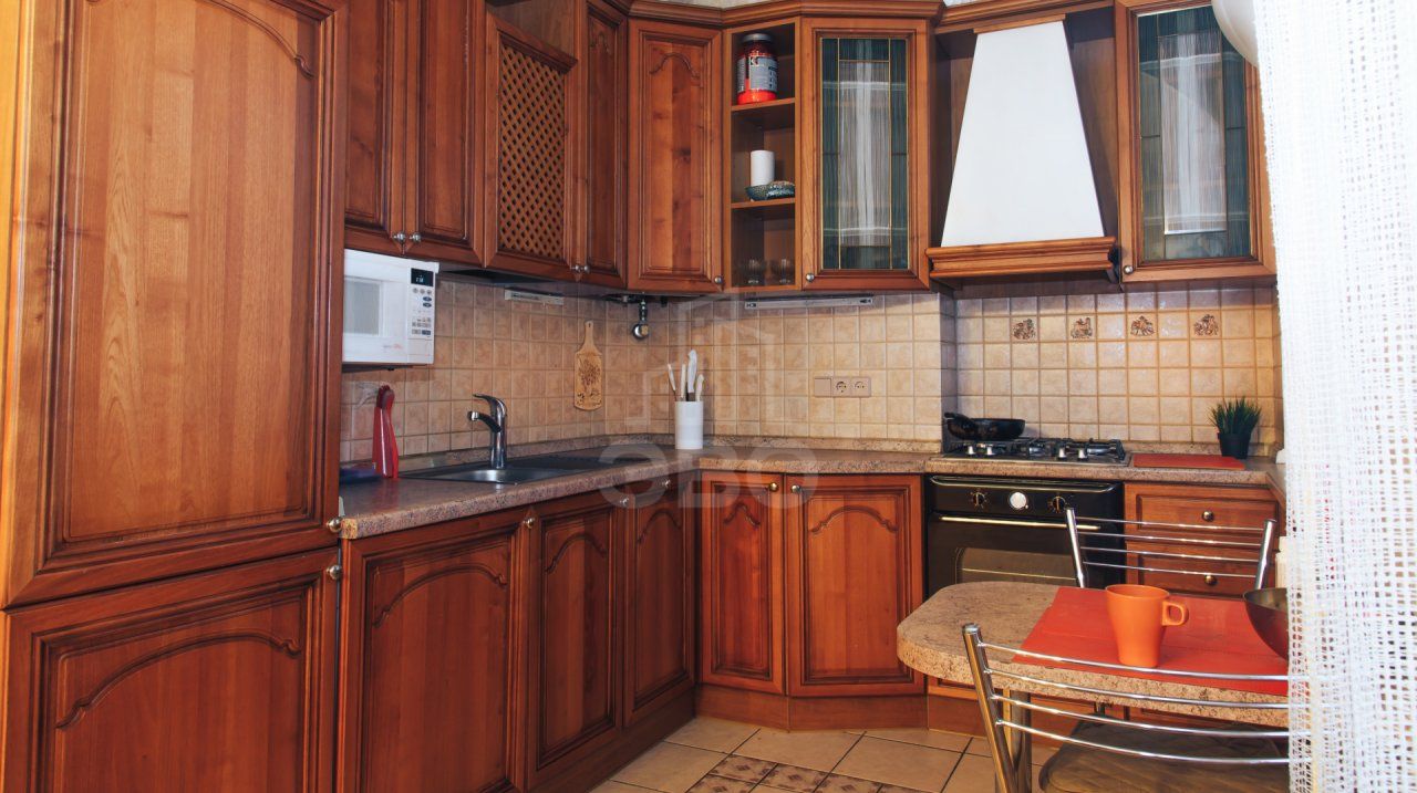 двухкомнатная квартира в Санкт-Петербурге по адресу: Коломенская ул., 38/40