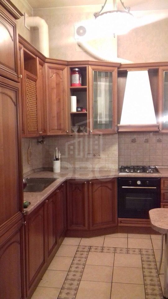 двухкомнатная квартира в Санкт-Петербурге по адресу: Коломенская ул., 38/40