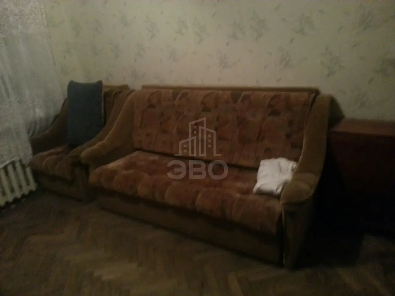 комната в Санкт-Петербурге по адресу: Октябрьская наб д 100