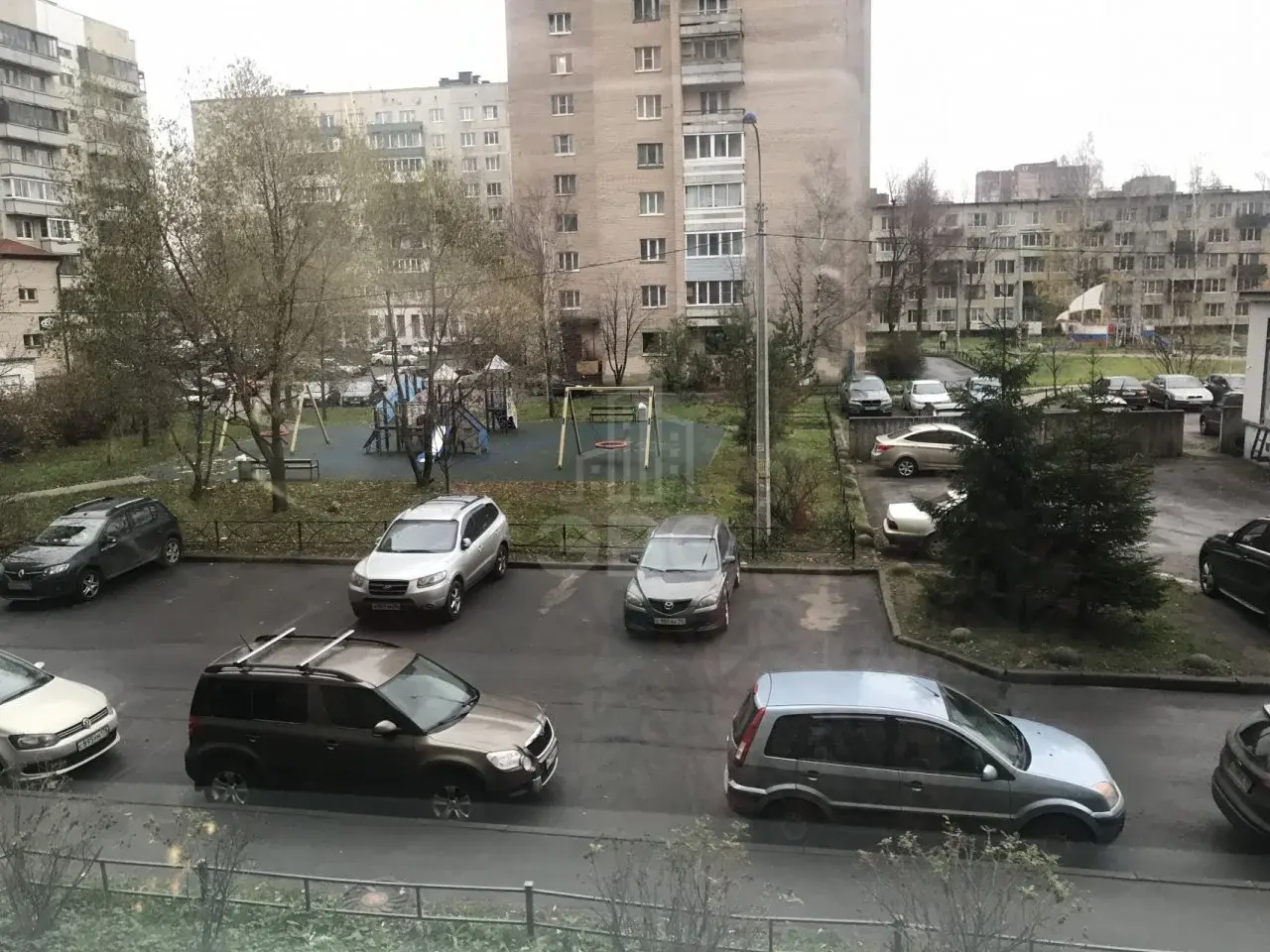 трехкомнатная квартира в Санкт-Петербурге по адресу: Культуры пр-кт., 25, к 4