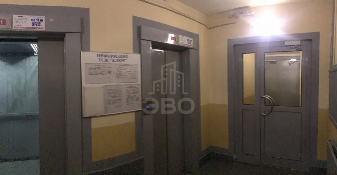 трехкомнатная квартира в Санкт-Петербурге по адресу: Культуры пр-кт., 25, к 4