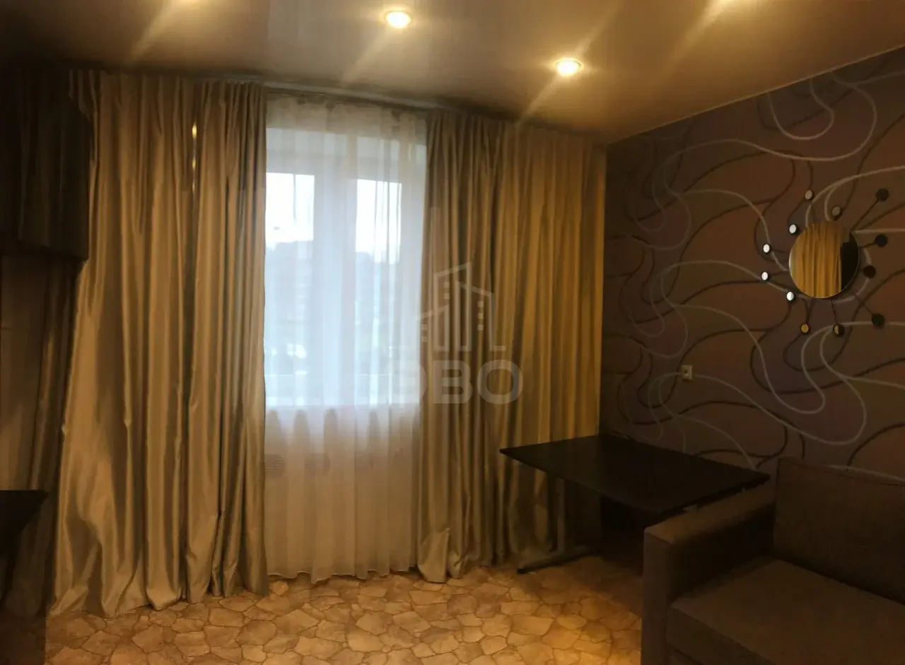 трехкомнатная квартира в Санкт-Петербурге по адресу: Культуры пр-кт., 25, к 4