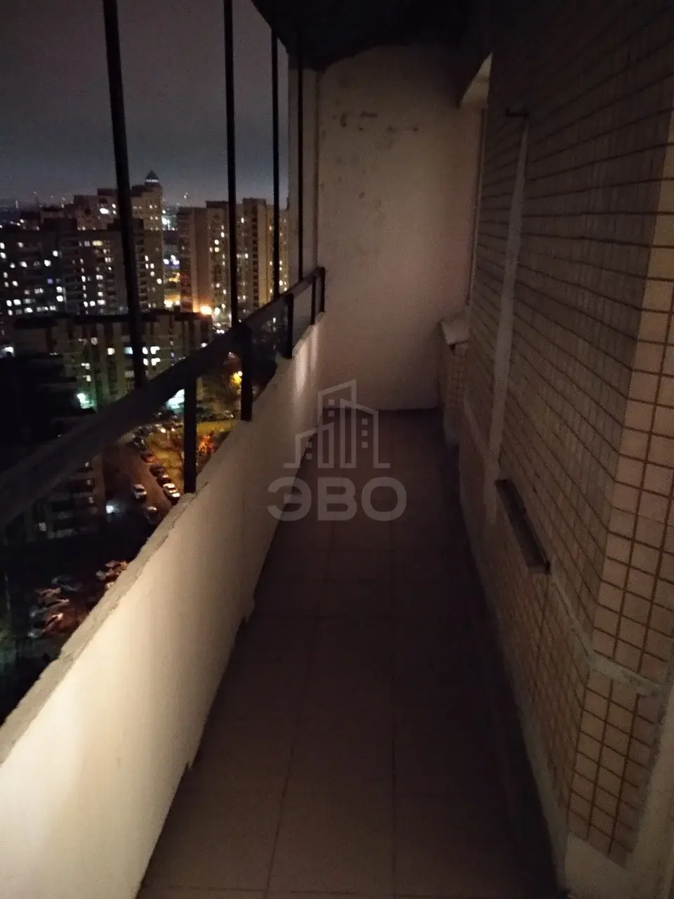 однокомнатная квартира в Санкт-Петербурге по адресу: Ударников пр-кт., 38, к 2