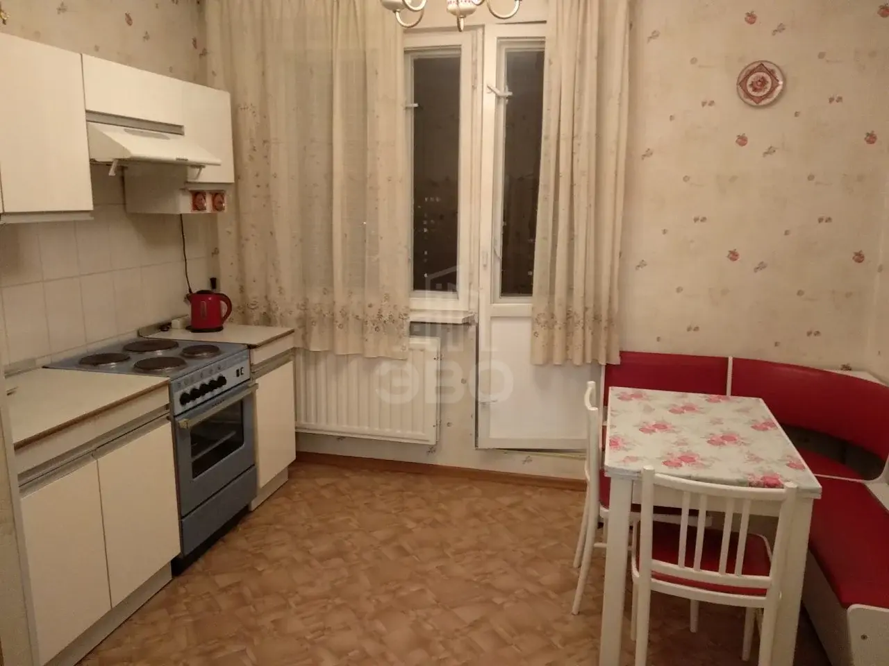 однокомнатная квартира в Санкт-Петербурге по адресу: Ударников пр-кт., 38, к 2