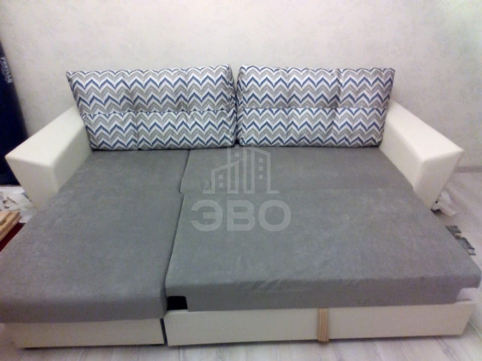 однокомнатная квартира в Санкт-Петербурге по адресу: Кременчугская ул., 19, к 3