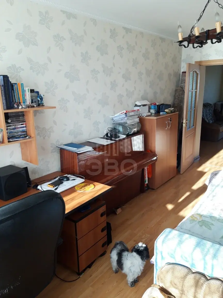 трехкомнатная квартира в Санкт-Петербурге по адресу: Ленинский пр-кт., 120