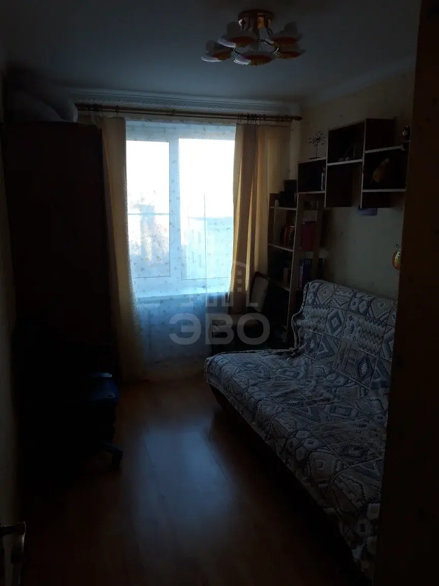 трехкомнатная квартира в Санкт-Петербурге по адресу: Ленинский пр-кт., 120