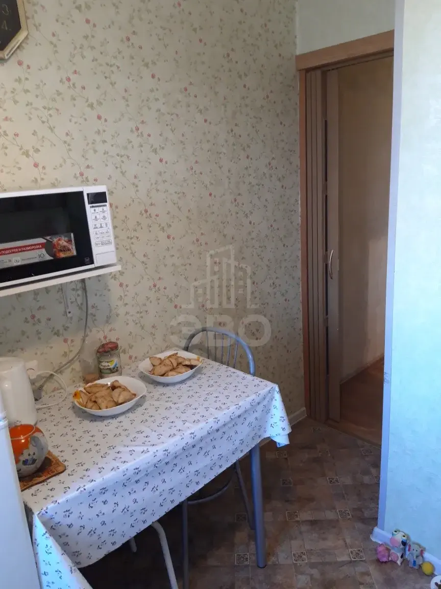 трехкомнатная квартира в Санкт-Петербурге по адресу: Ленинский пр-кт., 120
