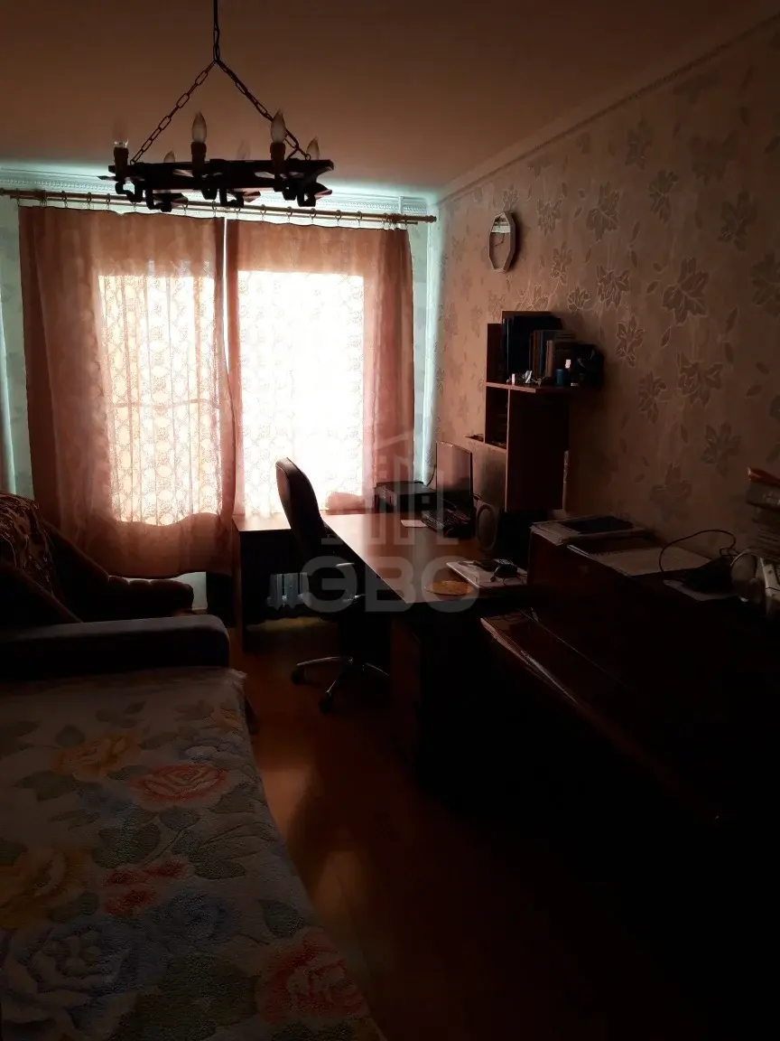 трехкомнатная квартира в Санкт-Петербурге по адресу: Ленинский пр-кт., 120