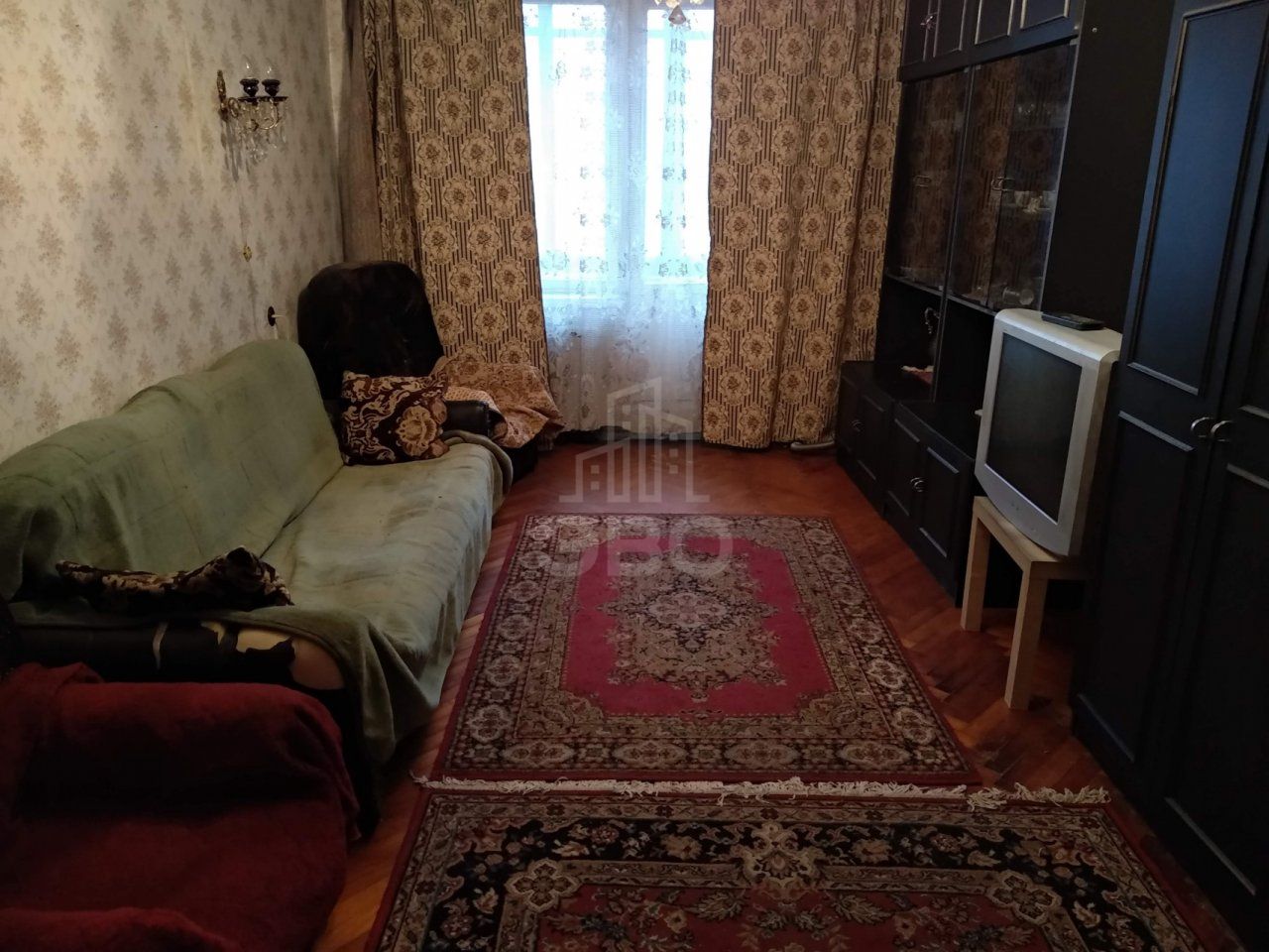 трехкомнатная квартира в Санкт-Петербурге по адресу: Замшина ул., 33