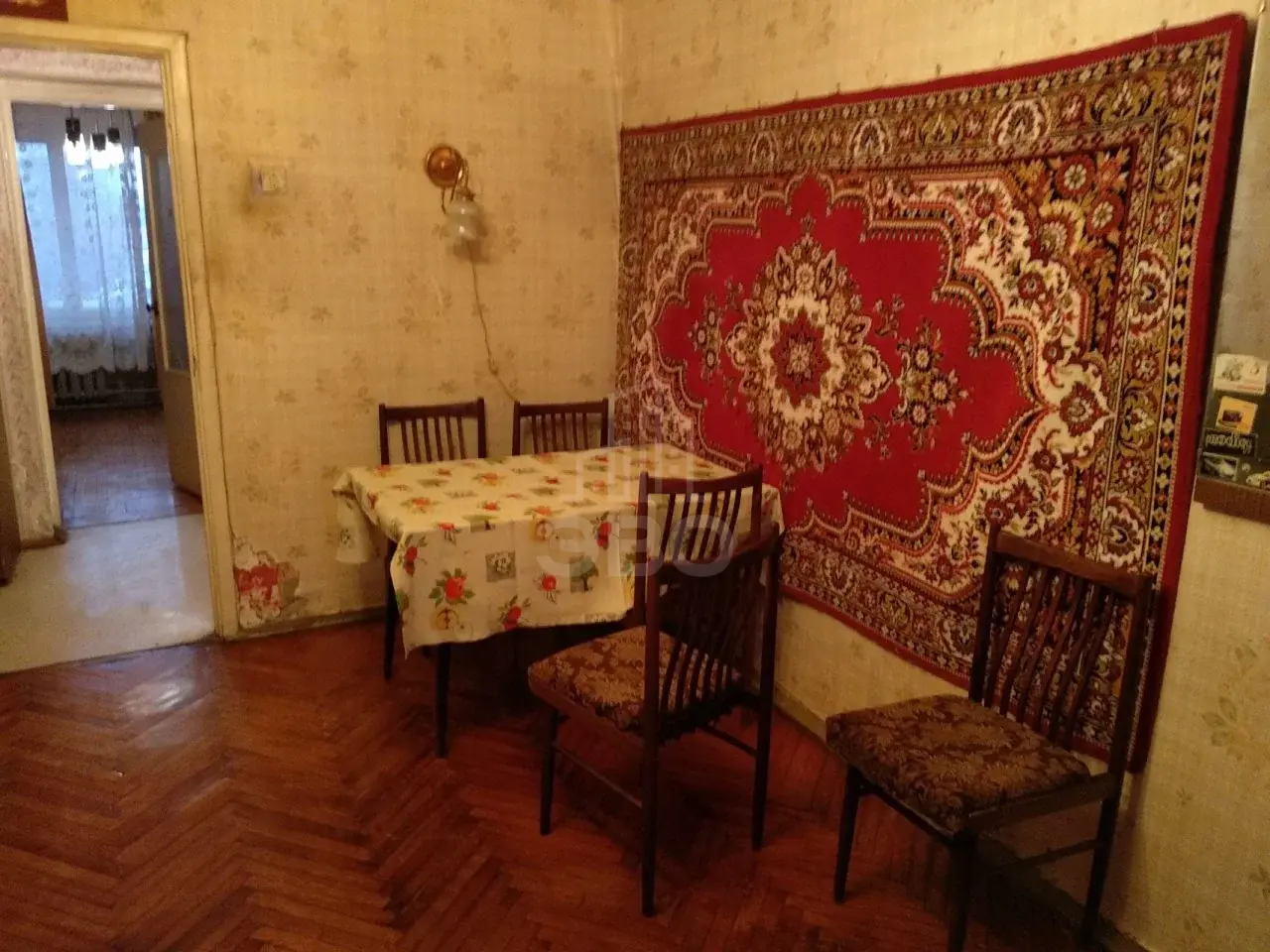трехкомнатная квартира в Санкт-Петербурге по адресу: Замшина ул., 33