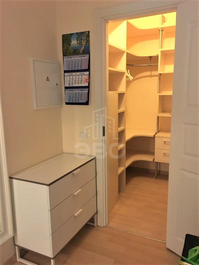 однокомнатная квартира в Санкт-Петербурге по адресу: Мебельная ул., 49/92