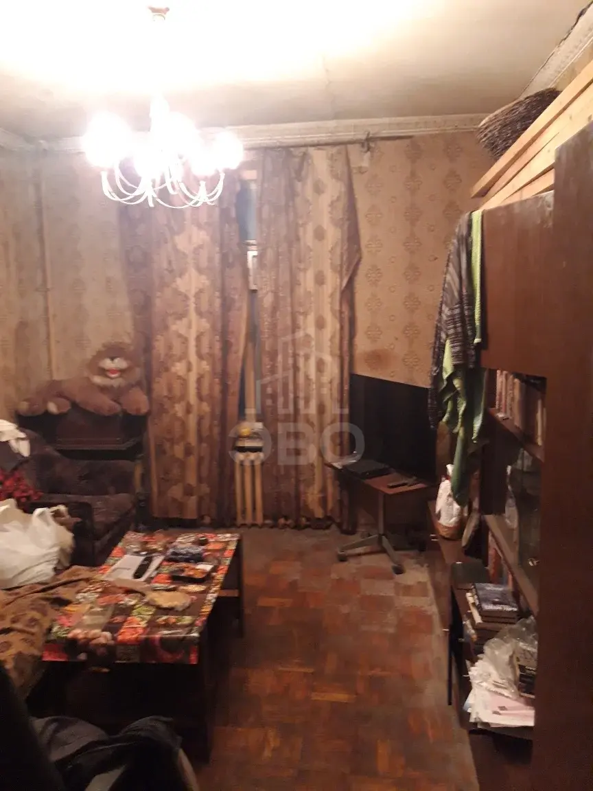 трехкомнатная квартира в Санкт-Петербурге по адресу: Стахановцев ул., 4А